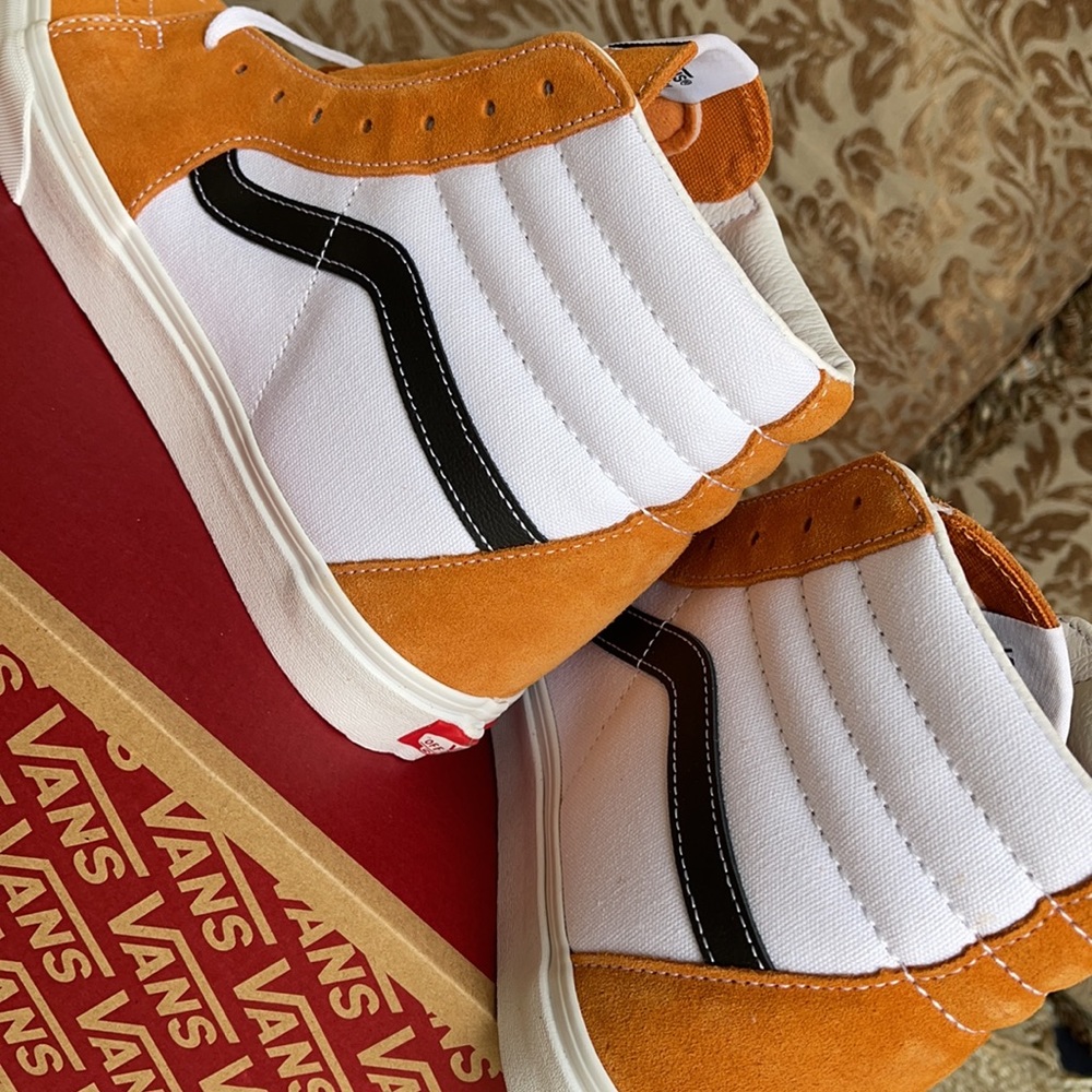Vans Sk8-Hi Sneakers in White, Orange & Black - Picture 15 of 16